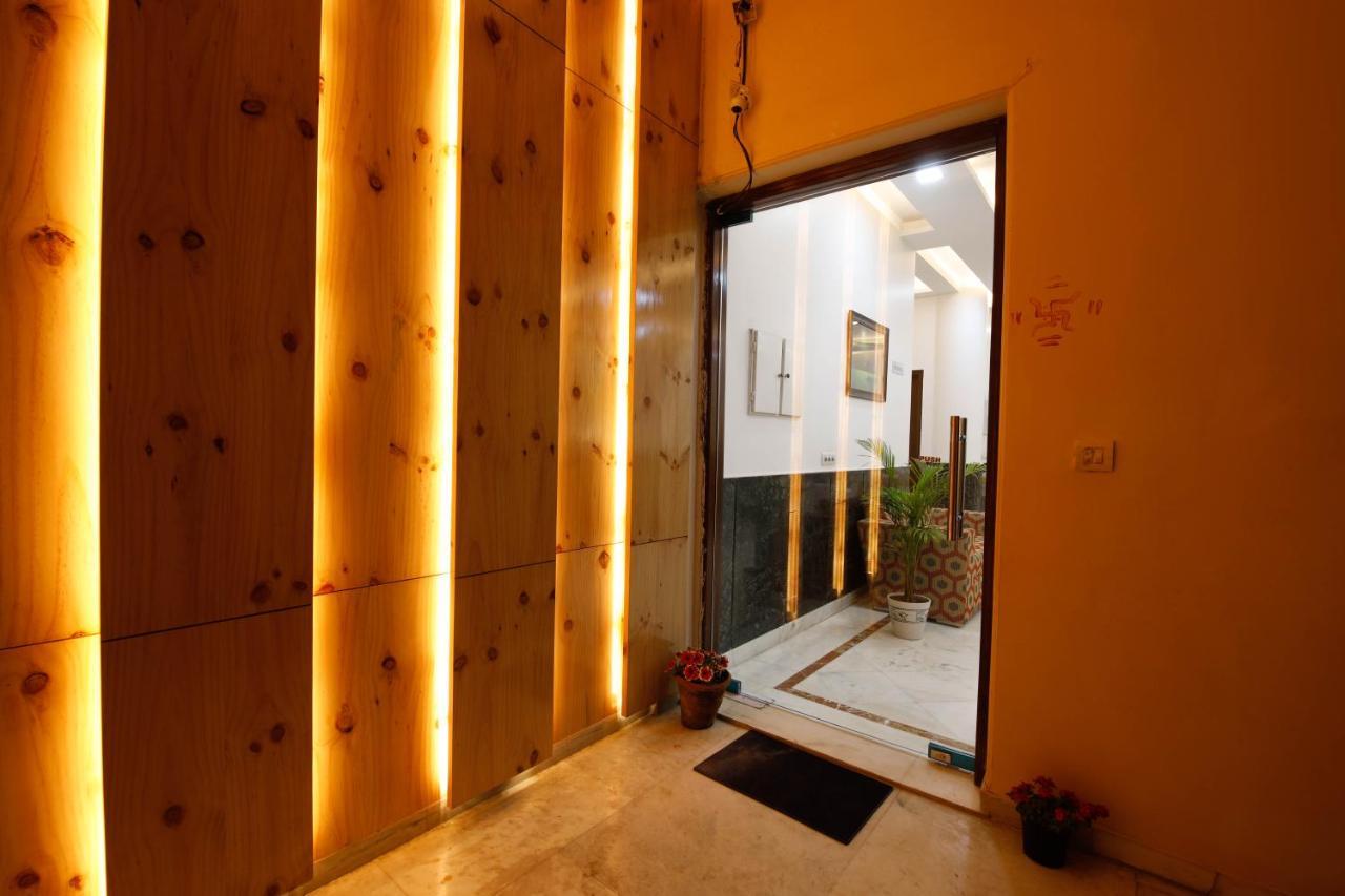 Peepal Tree Residency Bed & Breakfast New Delhi Exterior photo